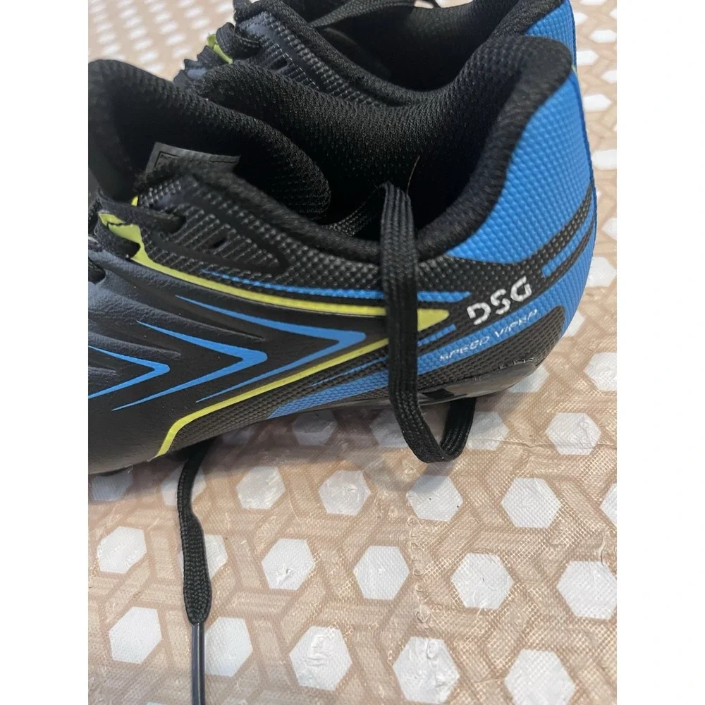 DSG Speed Viper Cleats Size‎ 12K  Kids